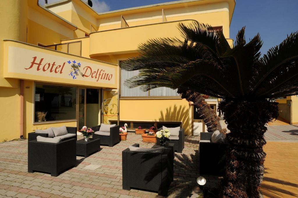 Hotel Delfino Laigueglia Exterior photo